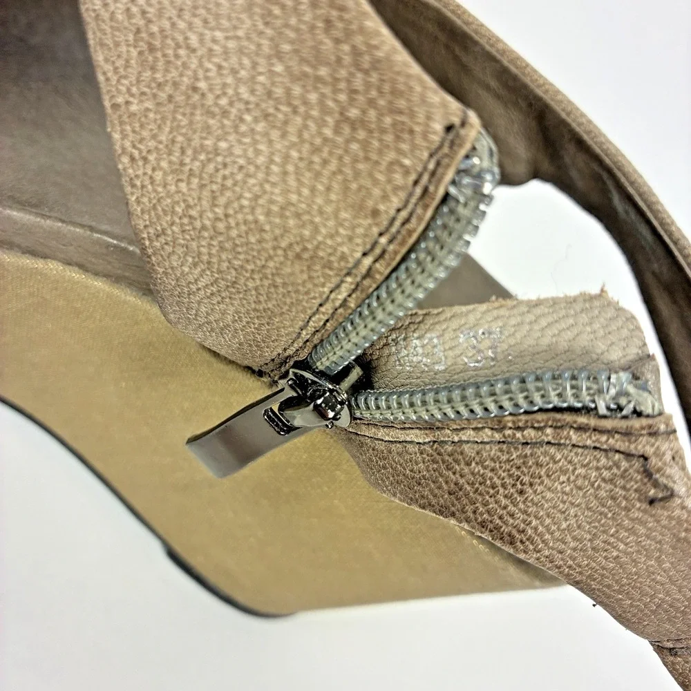 Antelope H43 Kaya Women's Metallic Taupe Leather Wedge Sandal EU 37 US 6.5